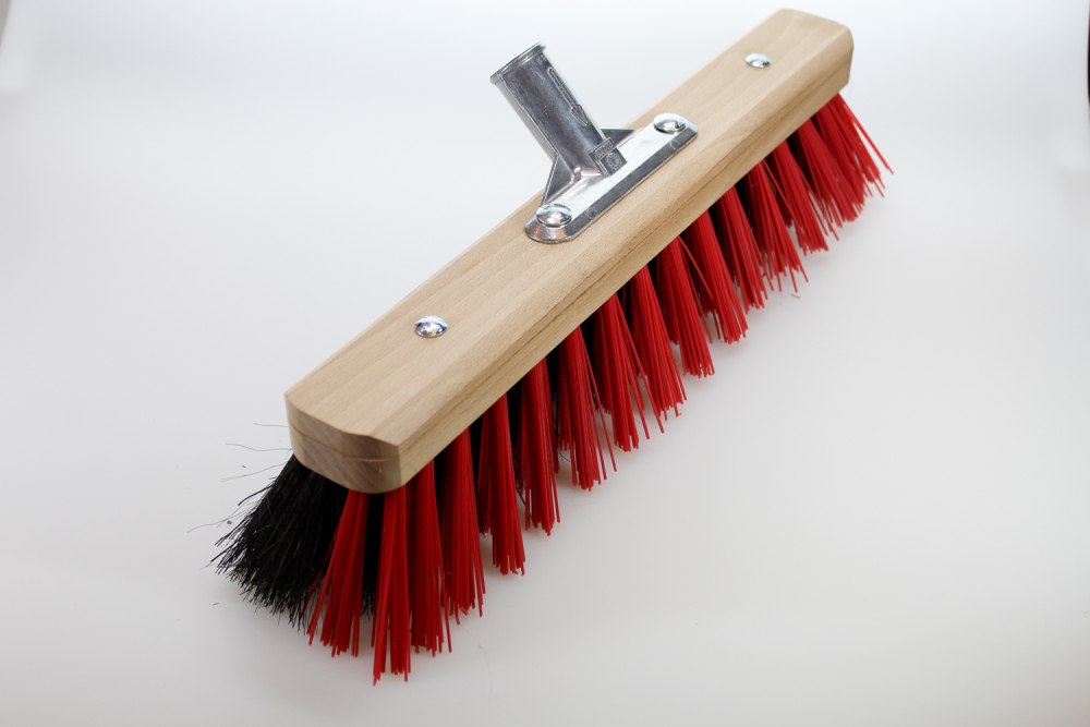 Werkstattbesen verstärkt